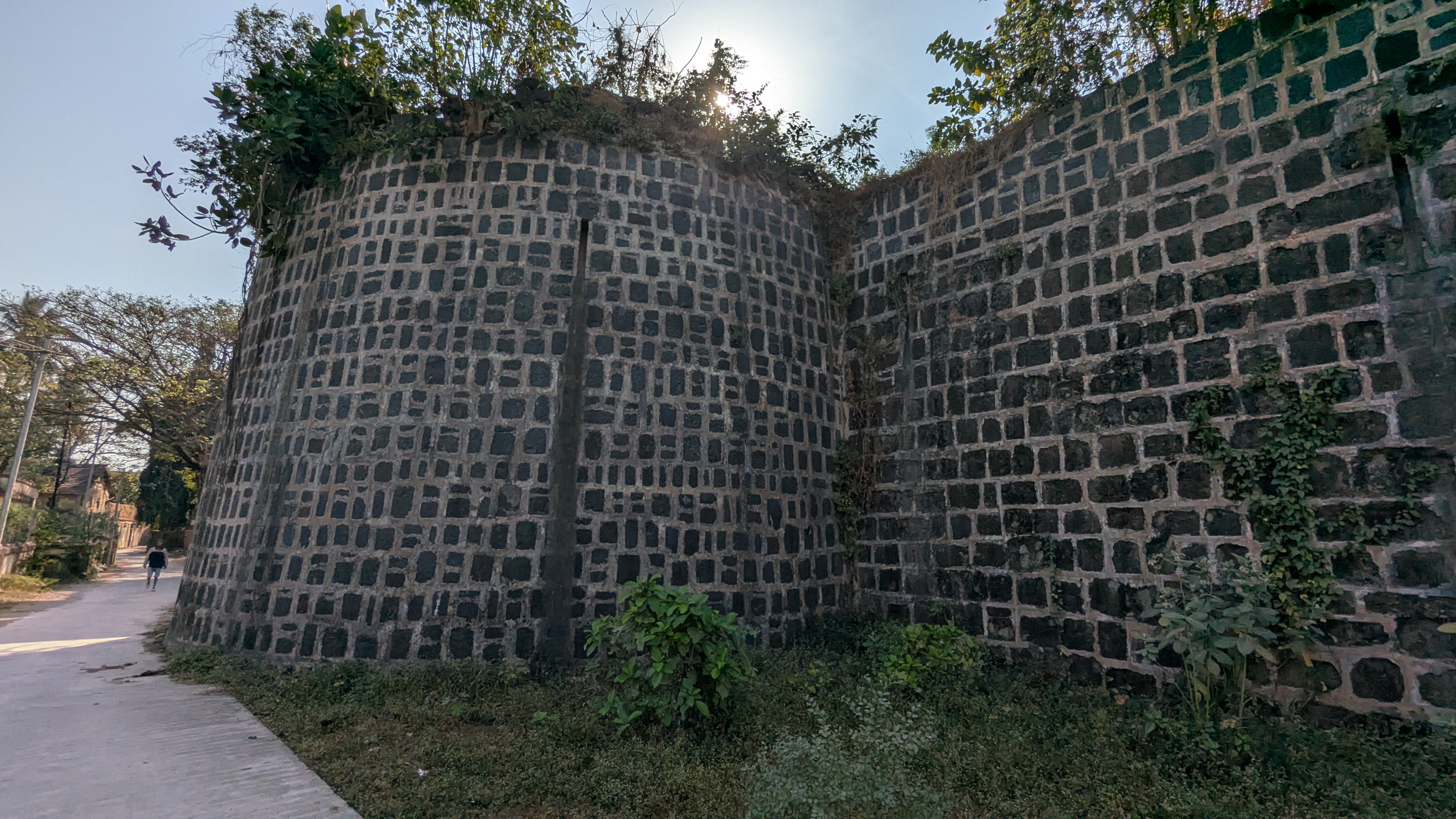 Bastion, Tarapur Fort